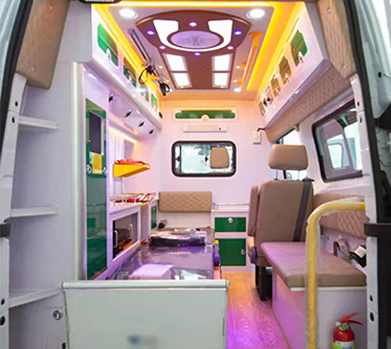 珲春市车辆内部展示